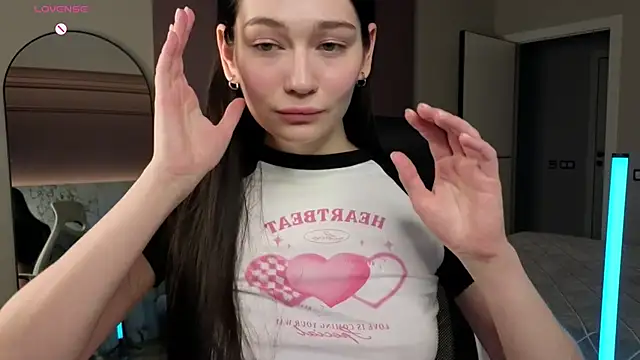 Misty Rose online show from 02-08-25, 07:37