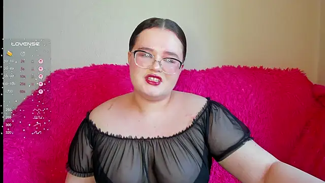 Snapshot of Jessica_Joy chatting on 11-30-25, 08:40 Jessica Joy online show from 11-30-25, 08:40