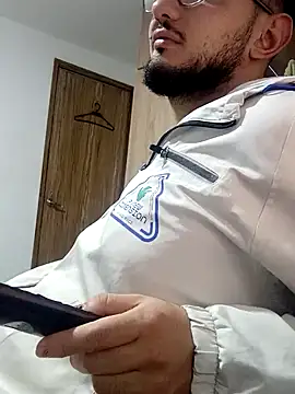 Nene1325 online show from 12-18-24, 05:04