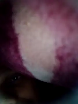 Snapshot of BusyMitt17 chatting on 02-15-26, 02:19 BusyMitt17 online show from 02-15-26, 02:19