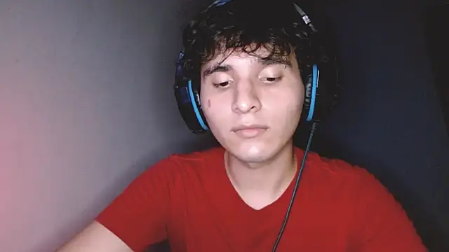 Charley quin online show from 10-10-25, 04:22