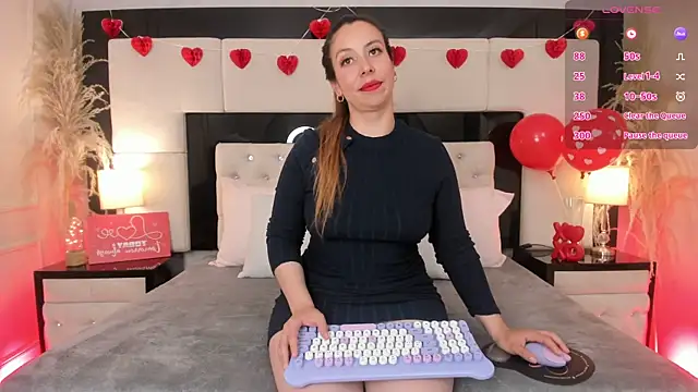 CarlaRossi  online show from 02-17-26, 07:42