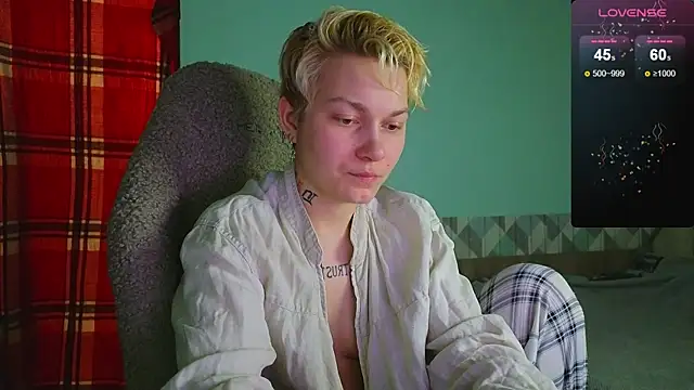 Snapshot of esajukyy chatting on 12-19-24, 02:57 esajukyy online show from 12-19-24, 02:57