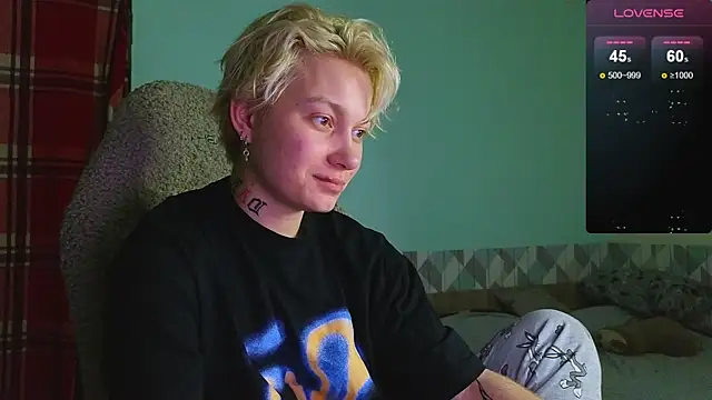 Snapshot of esajukyy chatting on 01-14-25, 12:56 esajukyy online show from 01-14-25, 12:56