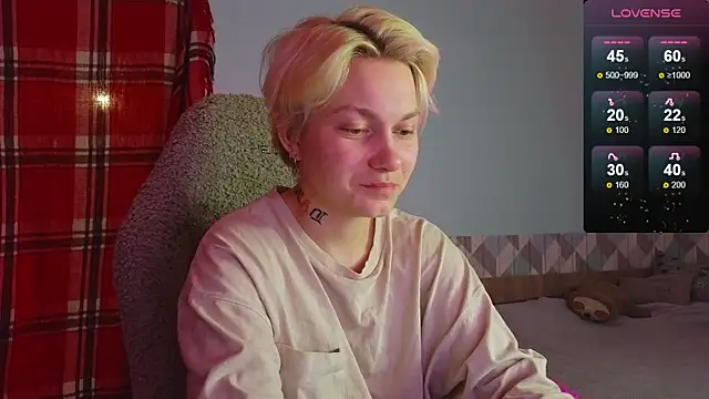 Snapshot of esajukyy chatting on 01-24-25, 03:13 esajukyy online show from 01-24-25, 03:13