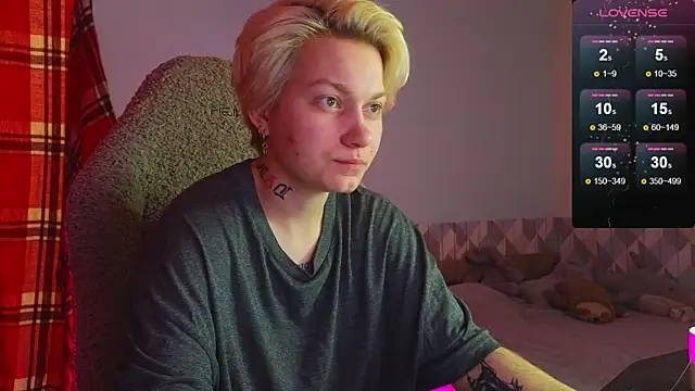 Snapshot of esajukyy chatting on 02-06-25, 03:52 esajukyy online show from 02-06-25, 03:52