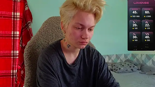 Snapshot of esajukyy chatting on 02-26-25, 05:53 esajukyy online show from 02-26-25, 05:53