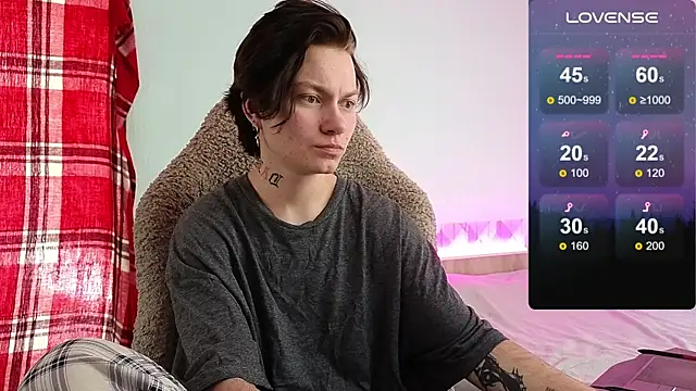 Snapshot of esajukyy chatting on 10-19-25, 06:47 esajukyy online show from 10-19-25, 06:47