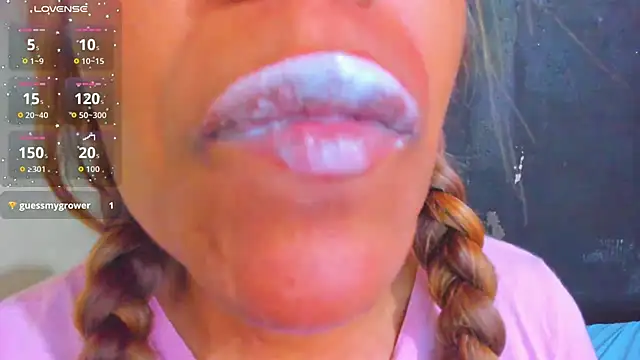 KamariaFyre online show from 11-29-25, 03:20