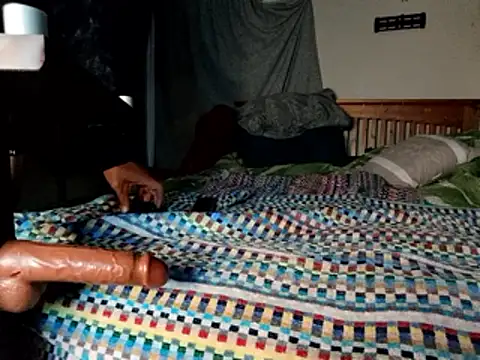 Snapshot of neopolitanSHAFT chatting on 02-17-26, 01:51 neopolitanSHAFT online show from 02-17-26, 01:51