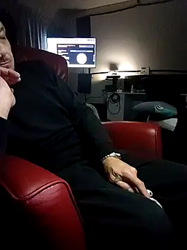 Snapshot of neopolitanSHAFT chatting on 03-15-26, 02:12 neopolitanSHAFT online show from 03-15-26, 02:12