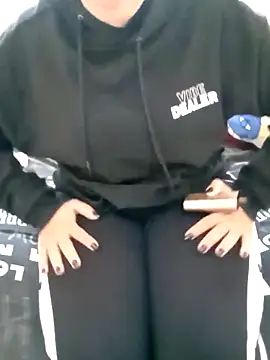 ShadiaStar online show from 11-26-25, 07:42