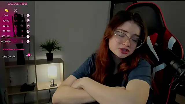 Snapshot of Sonya_Glen chatting on 02-09-25, 05:08 Sonya Glen online show from 02-09-25, 05:08