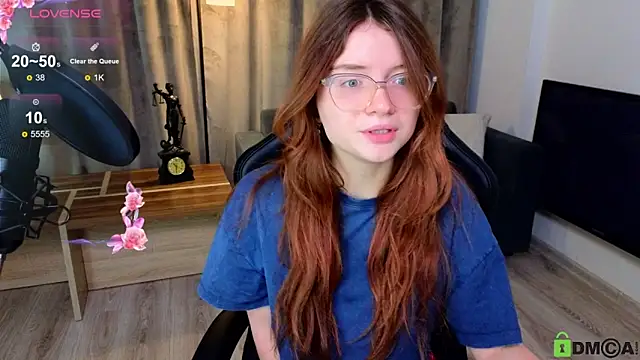 Snapshot of Sonya_Glen chatting on 02-22-25, 03:01 Sonya Glen online show from 02-22-25, 03:01