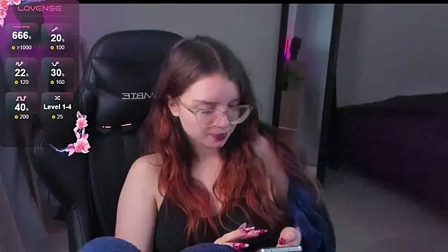 Snapshot of Sonya_Glen chatting on 02-26-25, 08:04 Sonya Glen online show from 02-26-25, 08:04