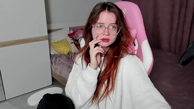 Snapshot of Sonya_Glen chatting on 03-06-25, 01:58 Sonya Glen online show from 03-06-25, 01:58