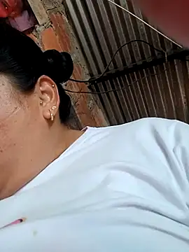 chubby sexy big tits online show from 02-18-25, 08:47