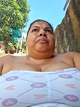 chubby sexy big tits online show from 09-13-25, 01:00