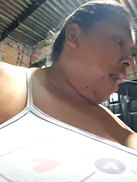 Snapshot of chubby_sexy_big_tits chatting on 10-17-25, 12:14 chubby sexy big tits online show from 10-17-25, 12:14