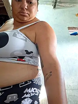 Snapshot of chubby_sexy_big_tits chatting on 10-21-25, 12:17 chubby sexy big tits online show from 10-21-25, 12:17