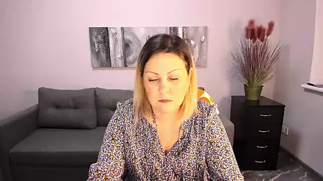 Milana Blake online show from 02-05-25, 06:56