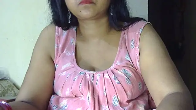 Snapshot of Suhana-sapna chatting on 10-08-25, 04:59 Suhana-sapna online show from 10-08-25, 04:59