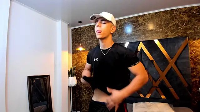 Flynn Riider online show from 01-22-25, 11:23