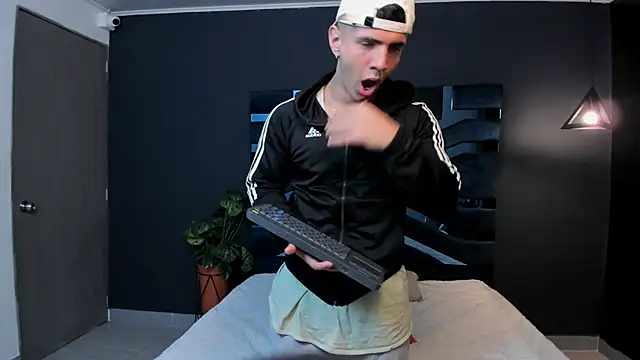 Flynn Riider online show from 03-15-25, 11:19