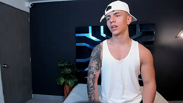 Flynn Riider online show from 03-22-25, 02:47