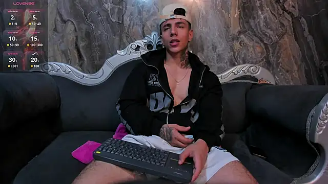 Flynn Riider online show from 09-18-25, 03:03