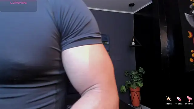 Flynn Riider online show from 10-13-25, 05:13