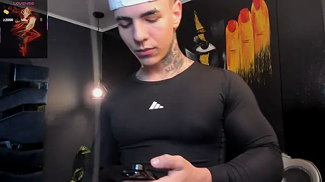 Flynn Riider online show from 12-02-25, 05:19