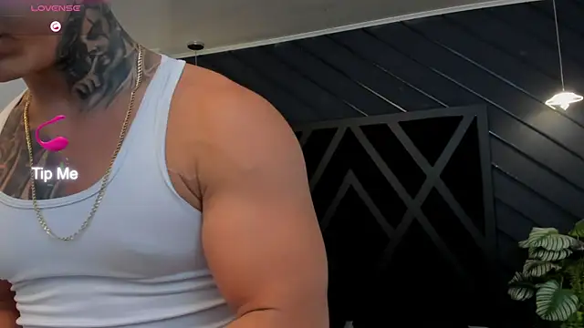 Flynn Riider online show from 01-06-26, 05:44