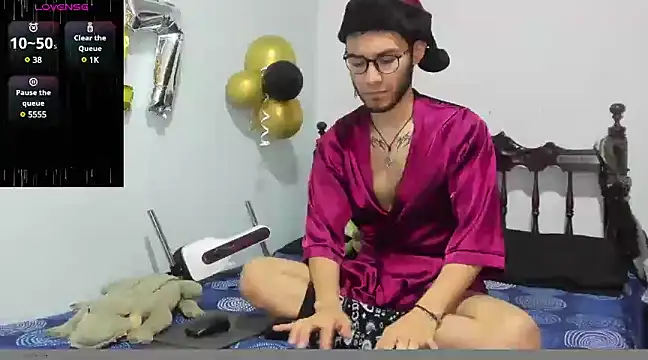 alexdesire online show from 12-17-24, 12:54