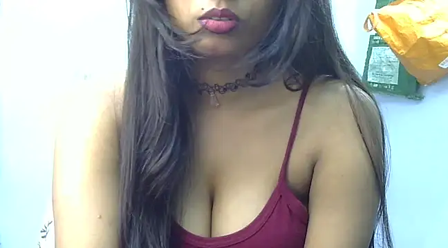 hinaa khan online show from 03-15-25, 09:49