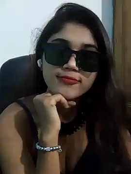 Angel Riye online show from 02-23-25, 08:33