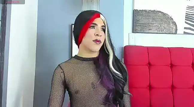 Snapshot of _Natassia_Dreams chatting on 01-16-25, 04:07 Natassia Dreams online show from 01-16-25, 04:07