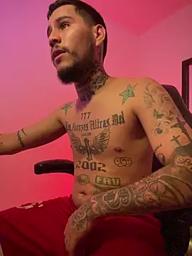 Junihn0 online show from 11-07-25, 09:48