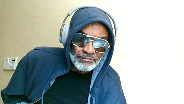 sinnernoir online show from 03-03-26, 02:23