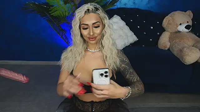 GoldenAmber online show from 01-17-25, 02:18