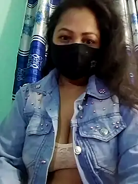 Snapshot of Bithi-Ray chatting on 12-15-24, 09:20 Bithi-Ray online show from 12-15-24, 09:20