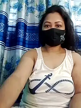 Snapshot of Bithi-Ray chatting on 12-18-24, 10:51 Bithi-Ray online show from 12-18-24, 10:51