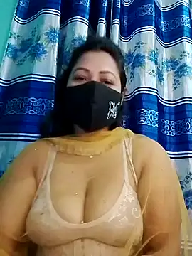 Snapshot of Bithi-Ray chatting on 12-20-24, 06:02 Bithi-Ray online show from 12-20-24, 06:02