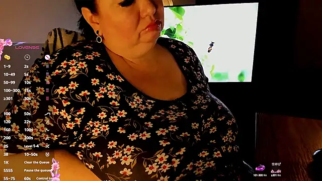 Snapshot of SexxyDreams1 chatting on 01-25-25, 02:47 SexxyDreams1 online show from 01-25-25, 02:47