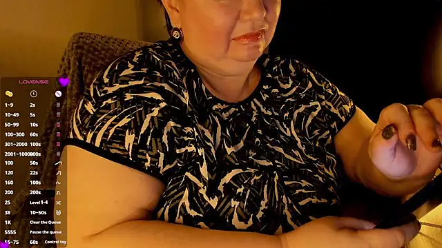 Snapshot of SexxyDreams1 chatting on 02-06-25, 12:33 SexxyDreams1 online show from 02-06-25, 12:33