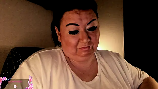 Snapshot of SexxyDreams1 chatting on 09-24-25, 06:06 SexxyDreams1 online show from 09-24-25, 06:06