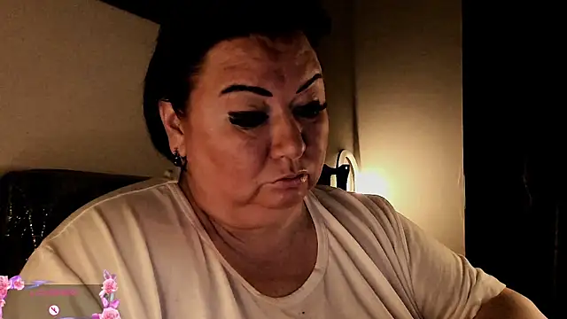 Snapshot of SexxyDreams1 chatting on 09-24-25, 11:19 SexxyDreams1 online show from 09-24-25, 11:19