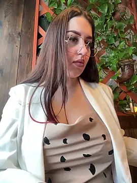 Snapshot of VikiDemi chatting on 03-19-25, 01:18 VikiDemi online show from 03-19-25, 01:18