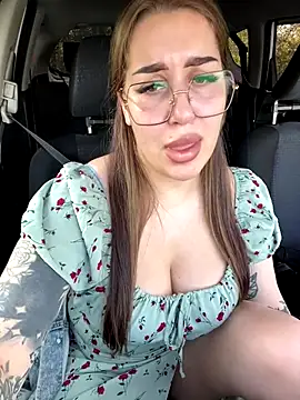 Snapshot of VikiDemi chatting on 10-12-25, 06:23 VikiDemi online show from 10-12-25, 06:23