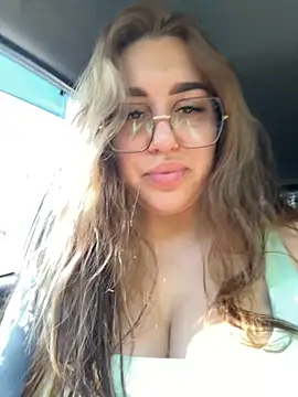 Snapshot of VikiDemi chatting on 10-22-25, 06:35 VikiDemi online show from 10-22-25, 06:35